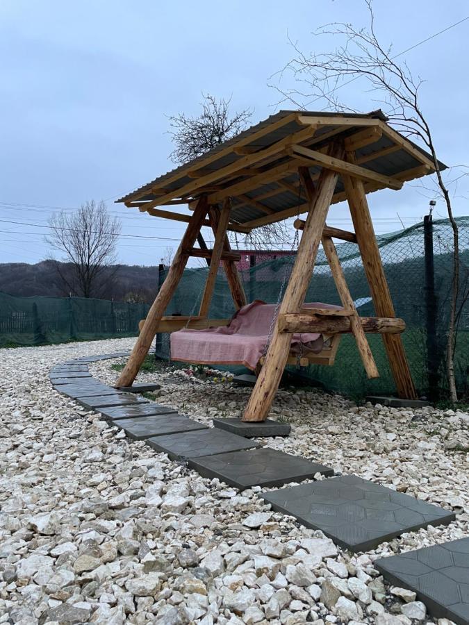 Casa Lupilor Transfagarasan Villa Căpăţîneni-Ungureni Exteriör bild
