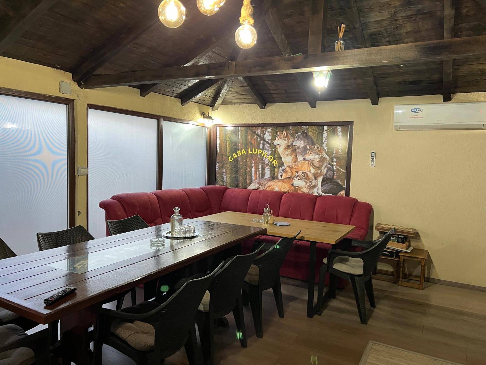 Casa Lupilor Transfagarasan Villa Căpăţîneni-Ungureni Exteriör bild