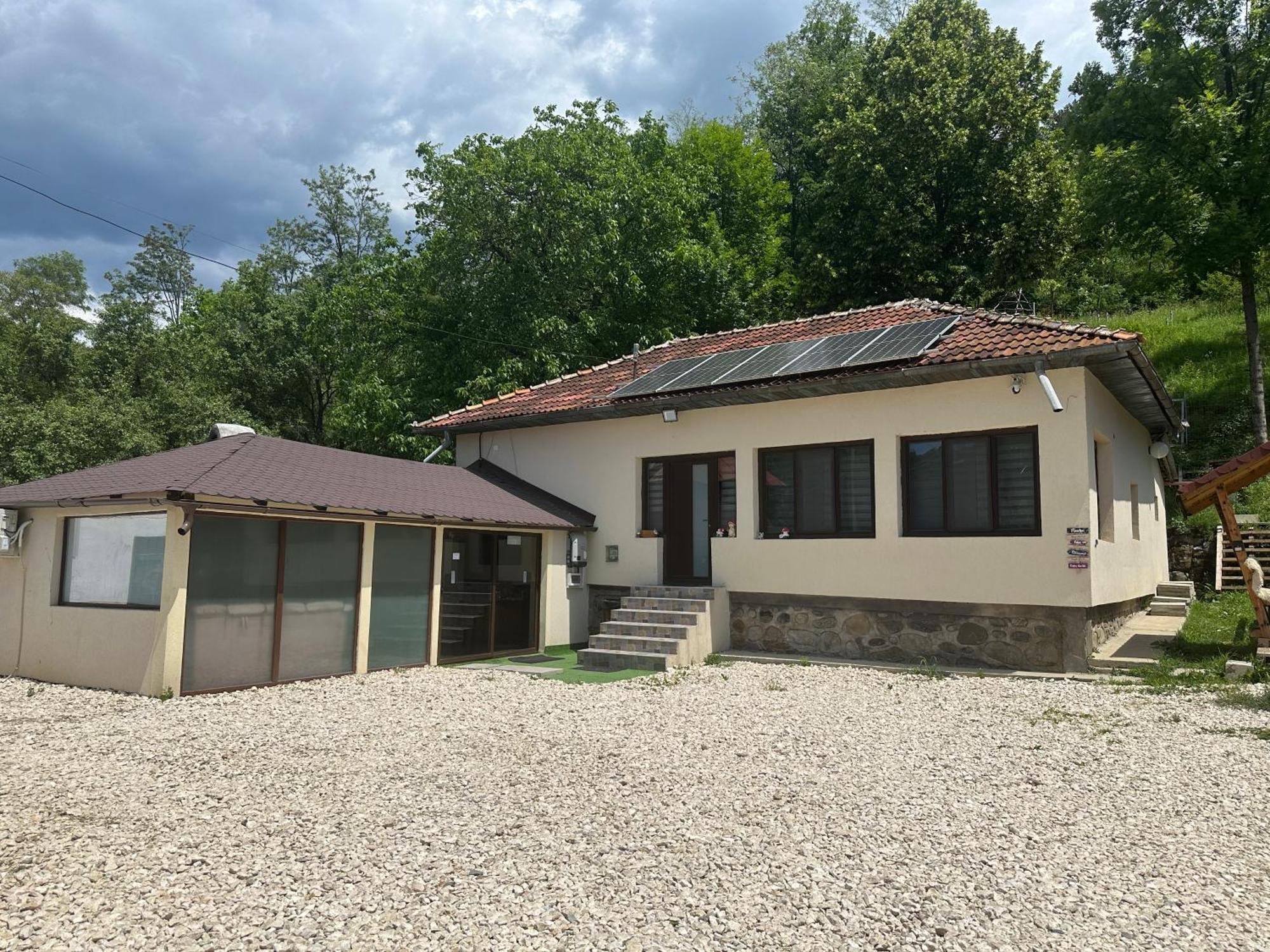 Casa Lupilor Transfagarasan Villa Căpăţîneni-Ungureni Exteriör bild